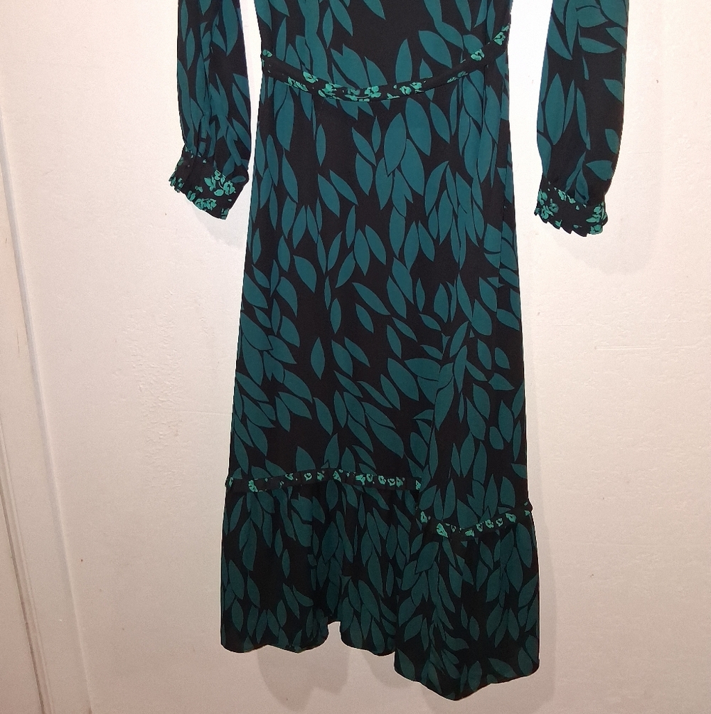 CABI Autumn Floral Dress - Picture 12 of 12